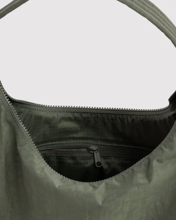 Nylon Shoulder Bag - Caper - Material: heavyweight-nylon