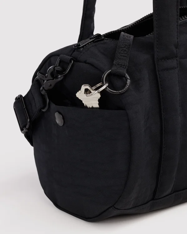 Nylon Duffle Bag - Black - Material: heavyweight-nylon