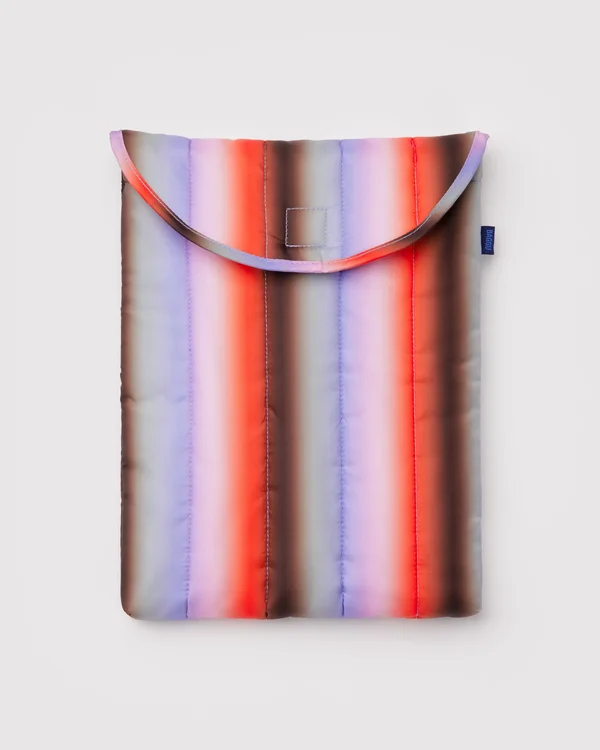 Puffy Laptop Sleeve 13"/14" - Gradient Stripe Poppy & Lilac - Material: ripstop-polyester